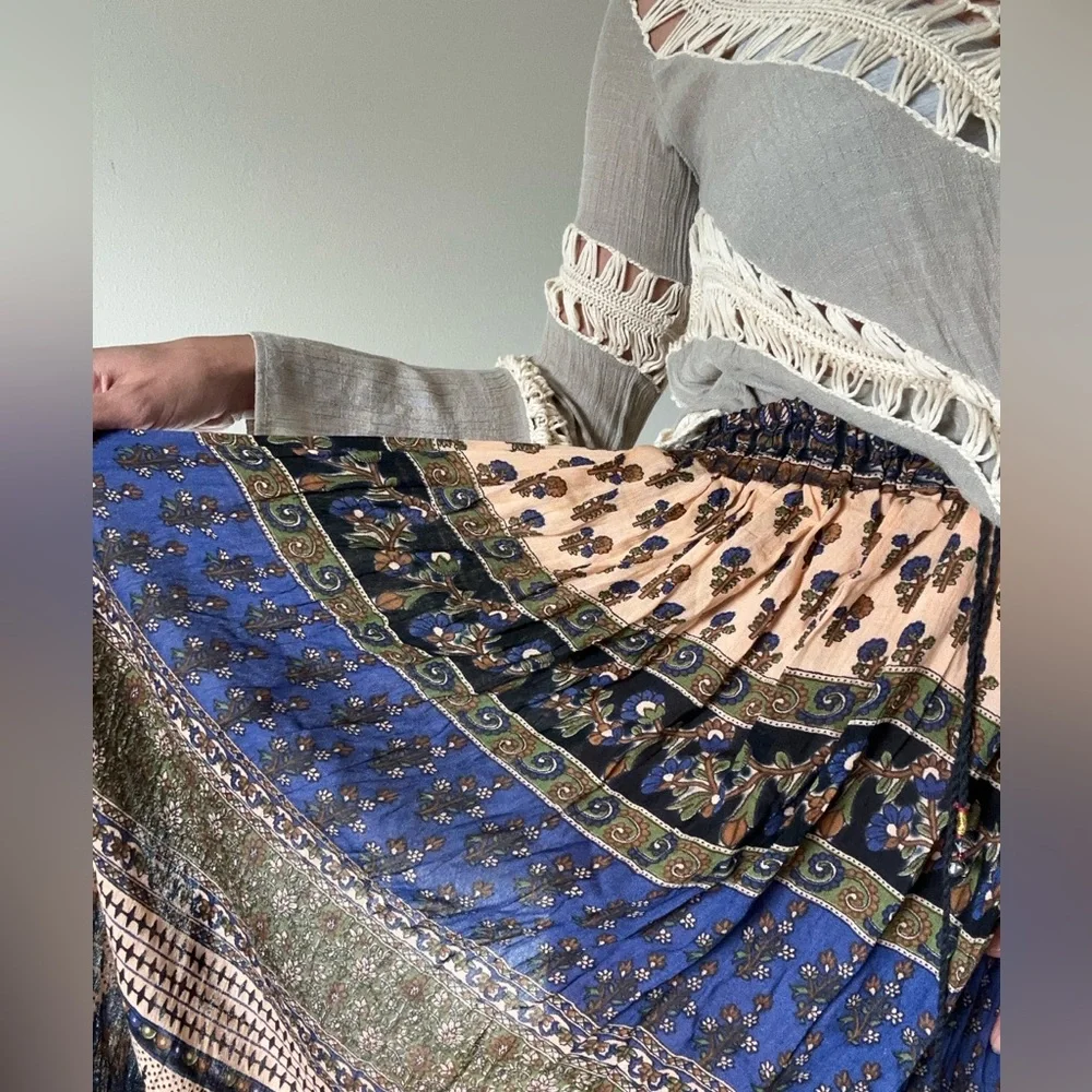 Boho patterned peasant skirt - Picture 4 of 8